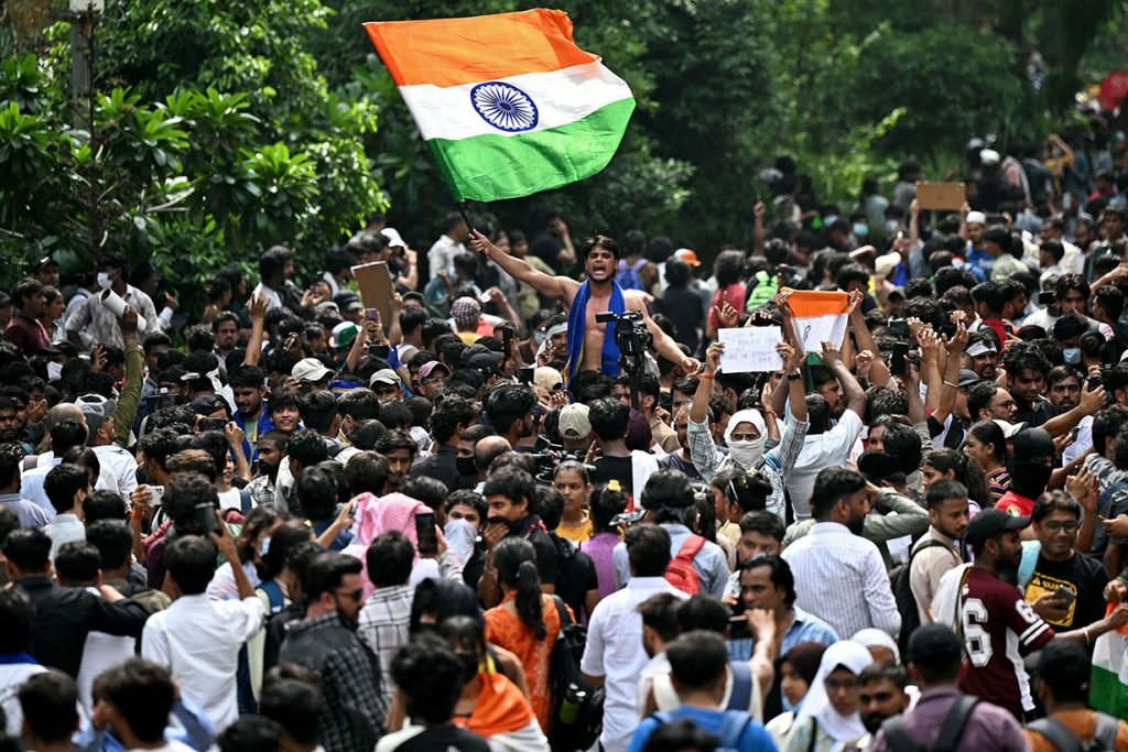 सफलतासँगै भारतमा बढ्दै सरकारविरोधी स्वर